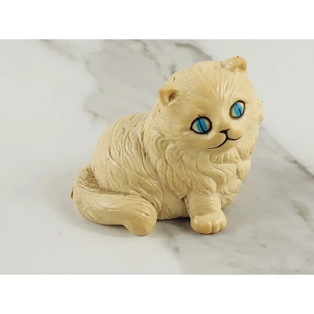 Mini Kitten Cat Figurines Resin 2